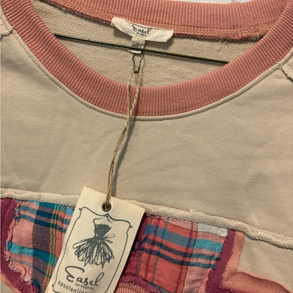 Easel Beige Sweater with Plaid Flower - Picture 3 of 5